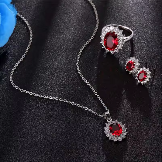 Ruby Noor Pendant 🌹