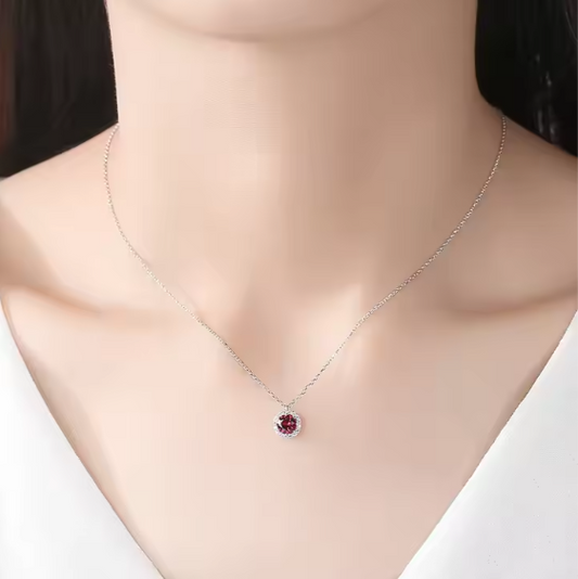 Ruby Noor Pendant 🌹